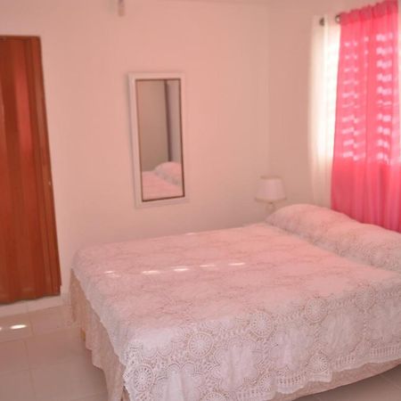 Residencial Lucy Apartment Boca Chica Ngoại thất bức ảnh